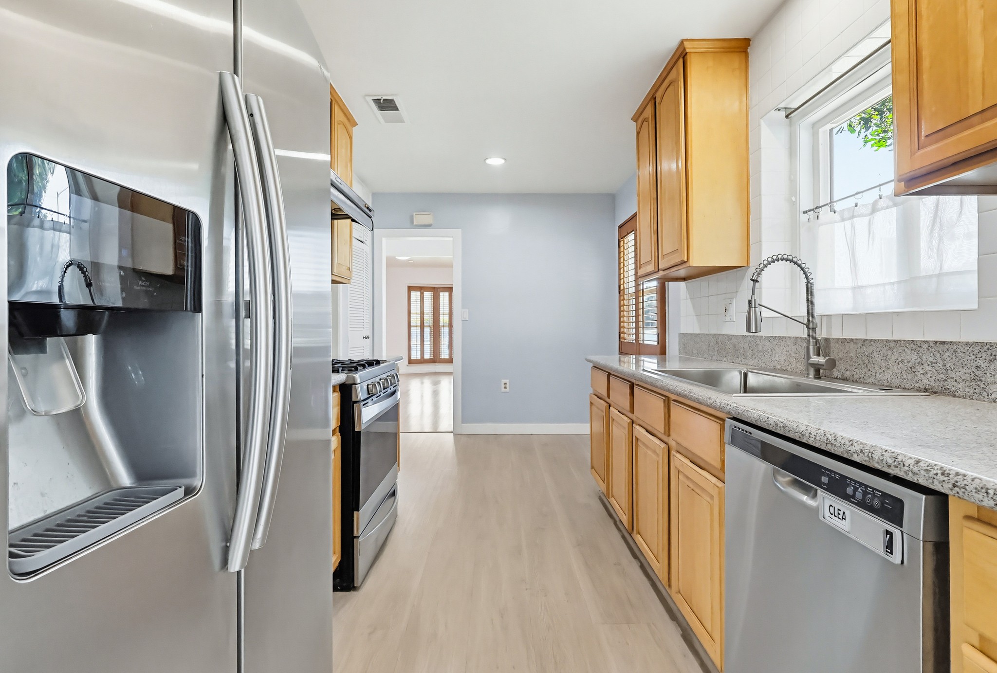 Virtual tour photo 24 of 82 for 9602 Olive St