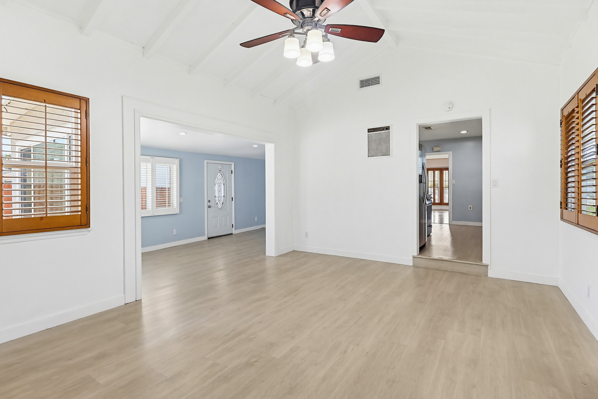 Virtual tour photo 27 of 82 for 9602 Olive St