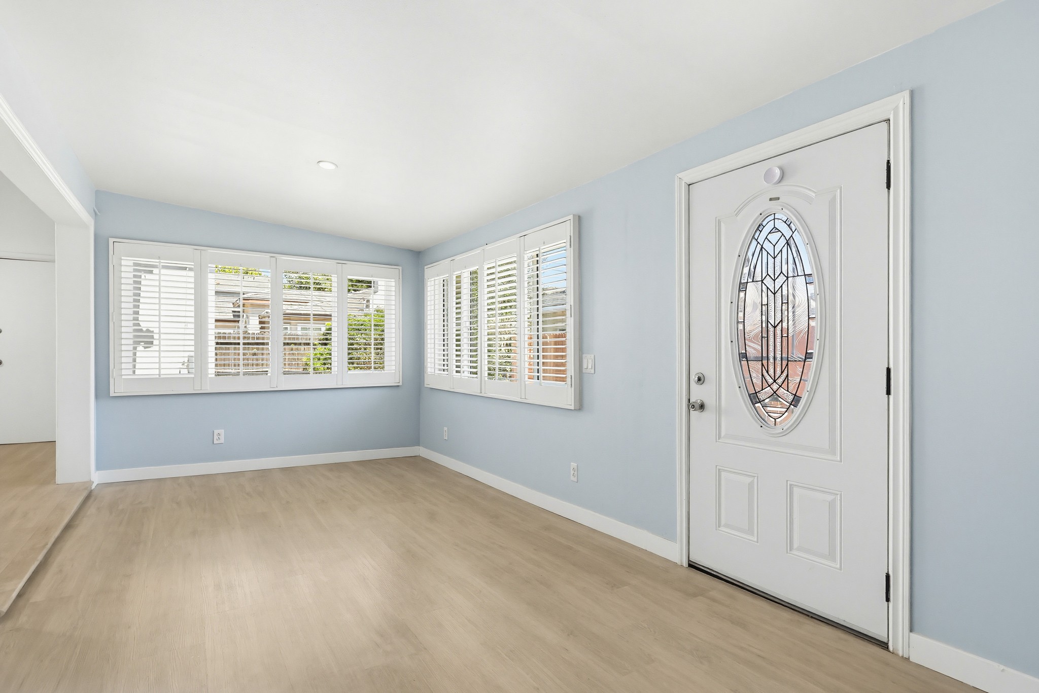Virtual tour photo 32 of 82 for 9602 Olive St