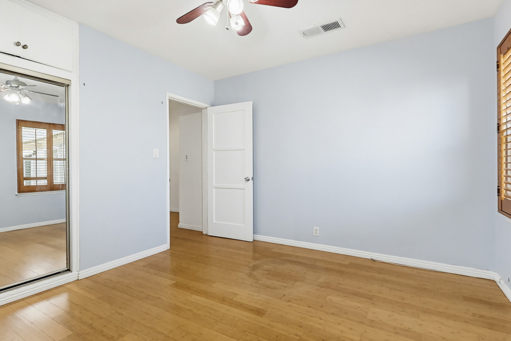 Virtual tour photo 46 of 82 for 9602 Olive St