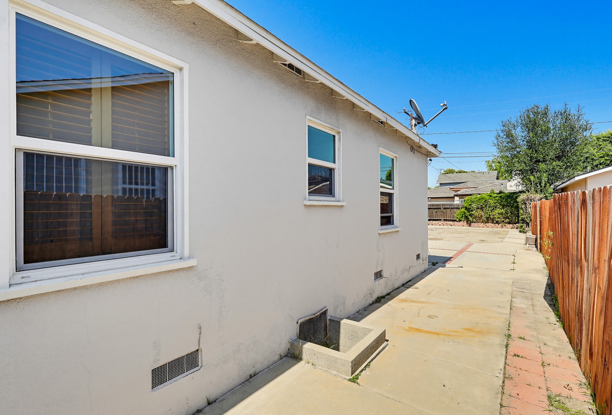 Virtual tour photo 59 of 82 for 9602 Olive St