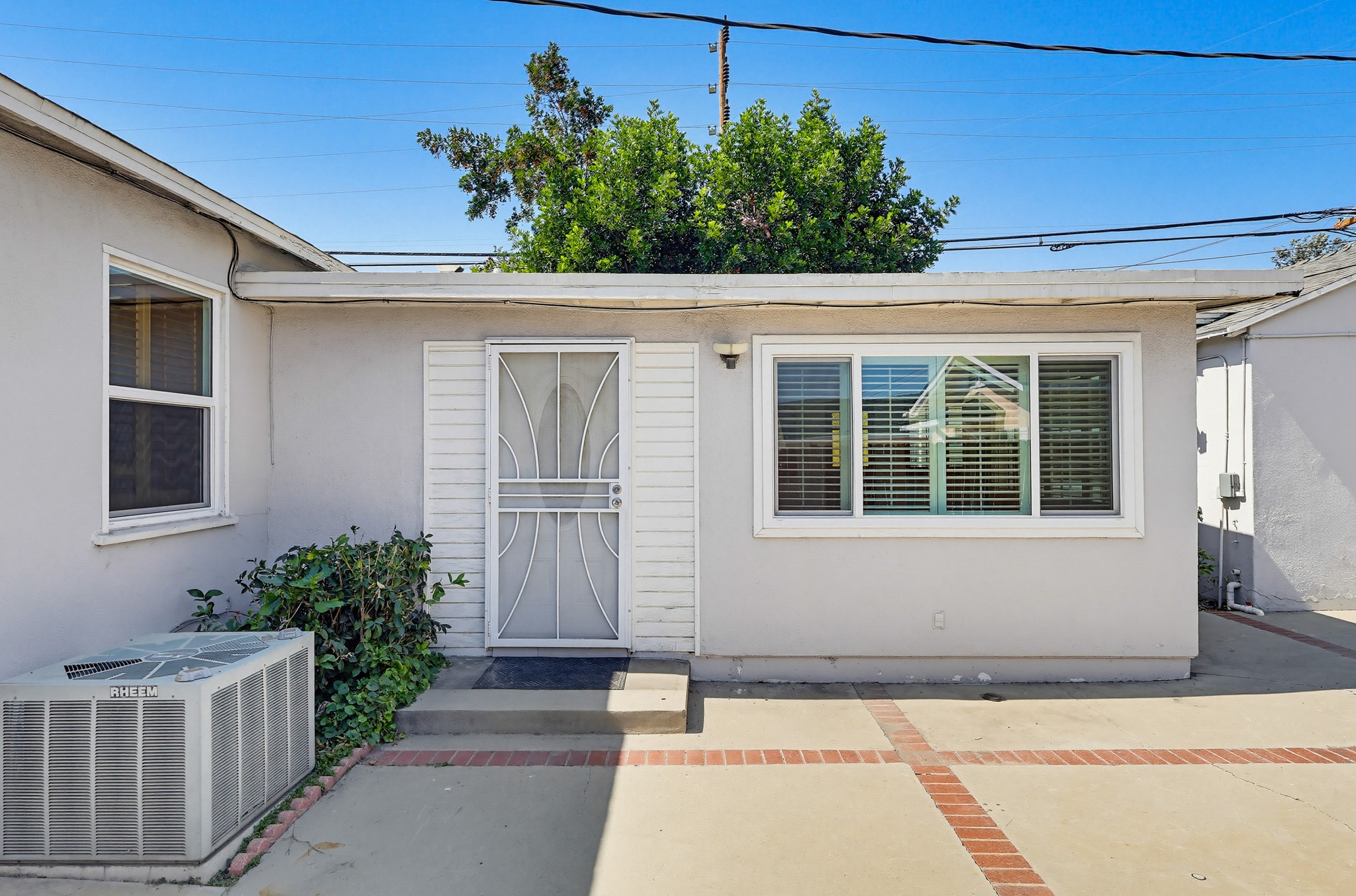 Virtual tour photo 61 of 82 for 9602 Olive St