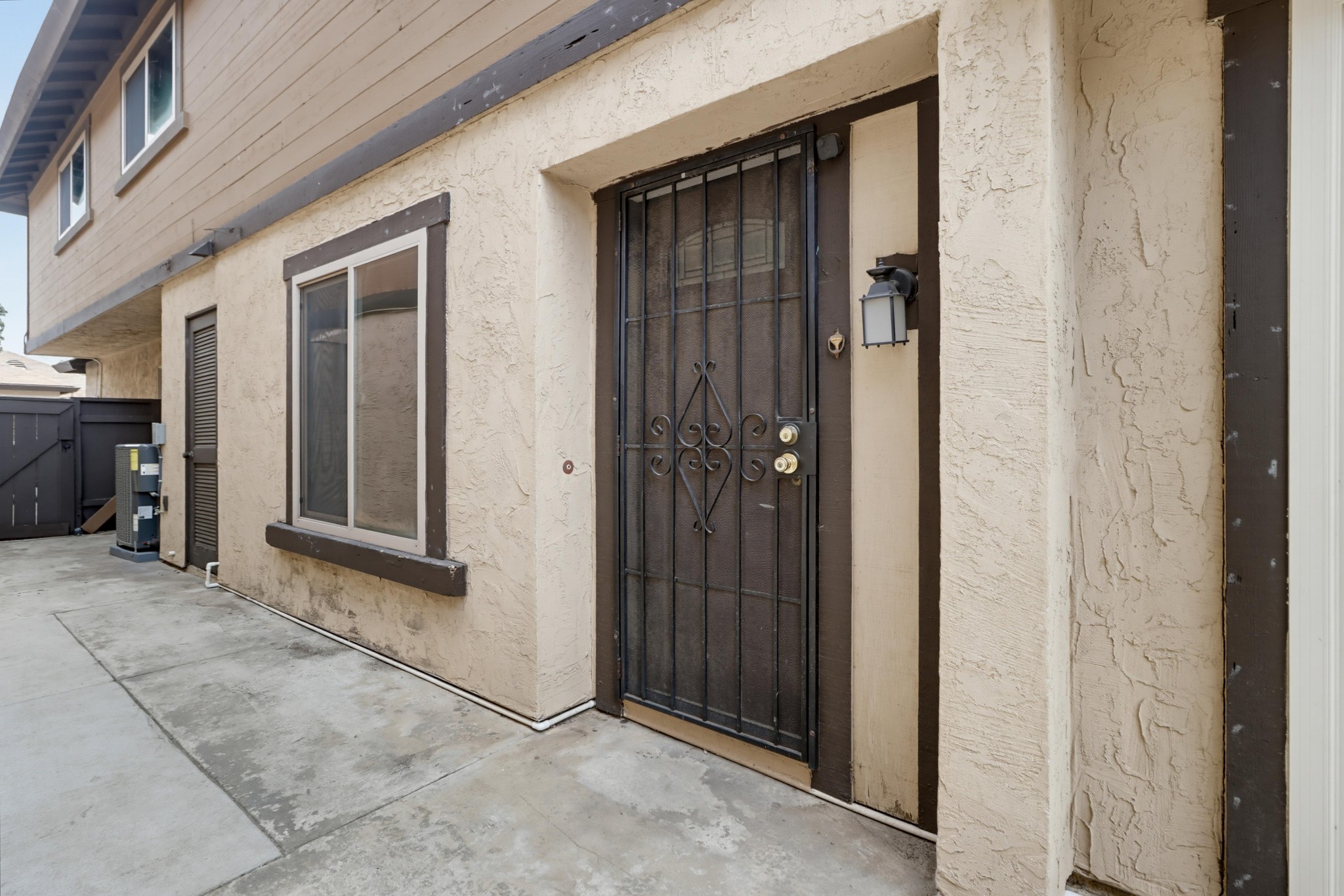 Virtual tour photo 7 of 42 for 9604 Kumquat Dr