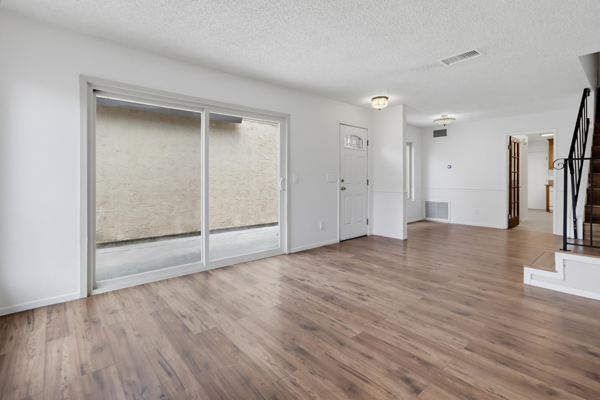 Virtual tour photo 12 of 42 for 9604 Kumquat Dr