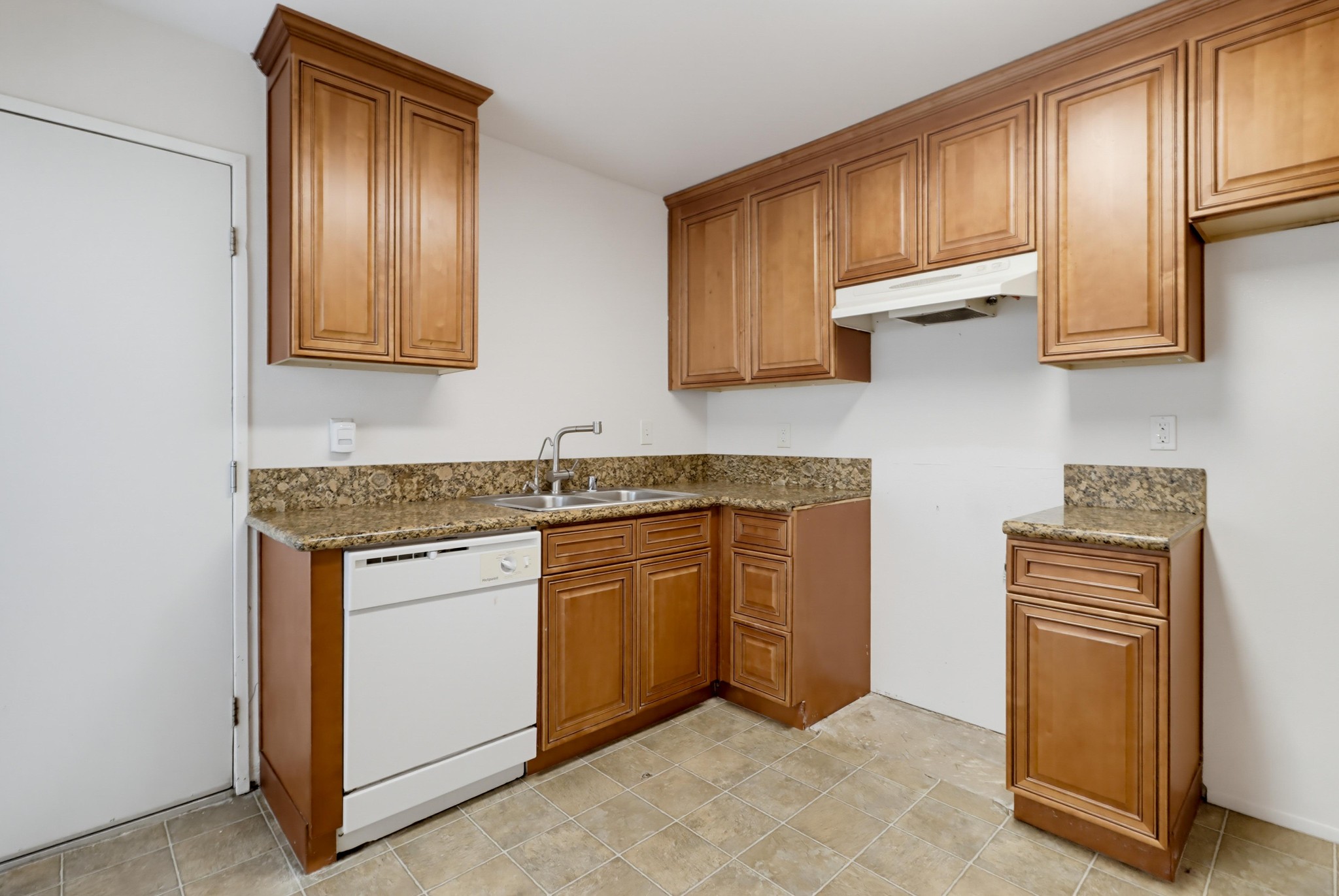 Virtual tour photo 18 of 42 for 9604 Kumquat Dr