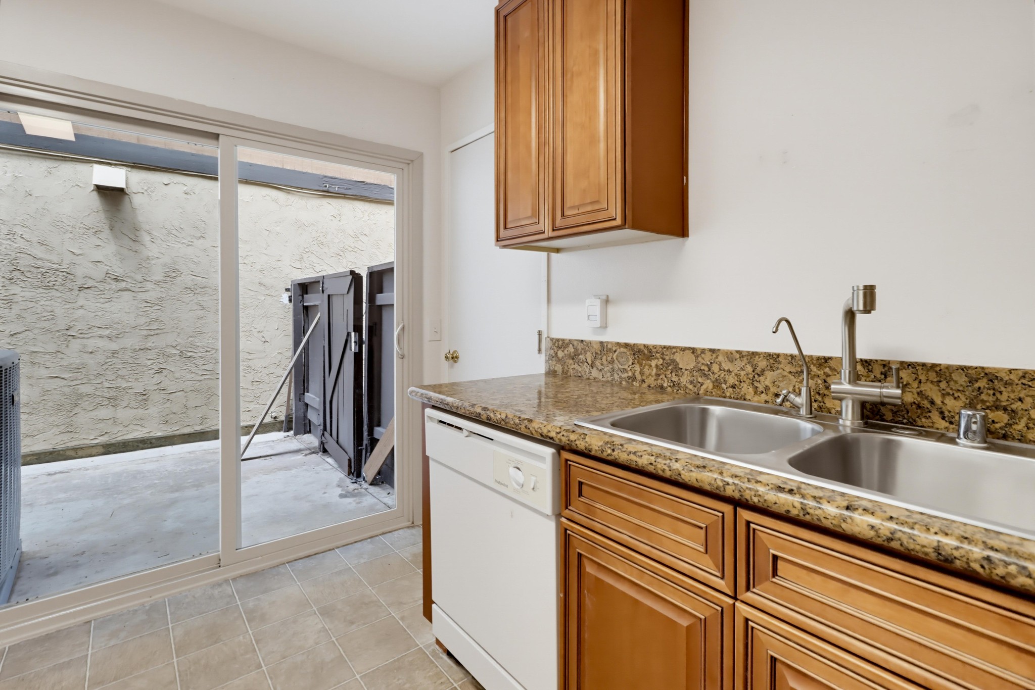 Virtual tour photo 20 of 42 for 9604 Kumquat Dr