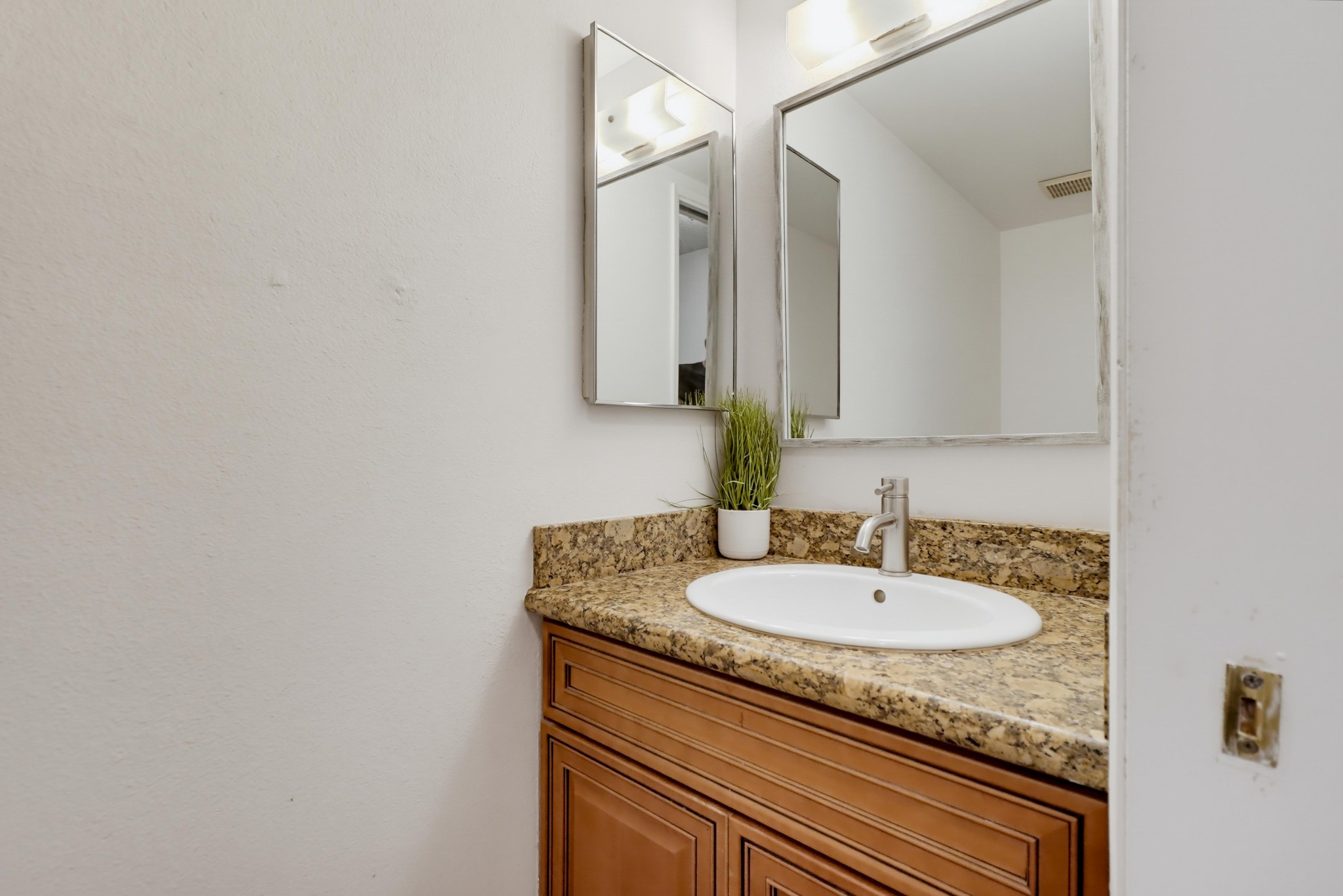 Virtual tour photo 22 of 42 for 9604 Kumquat Dr