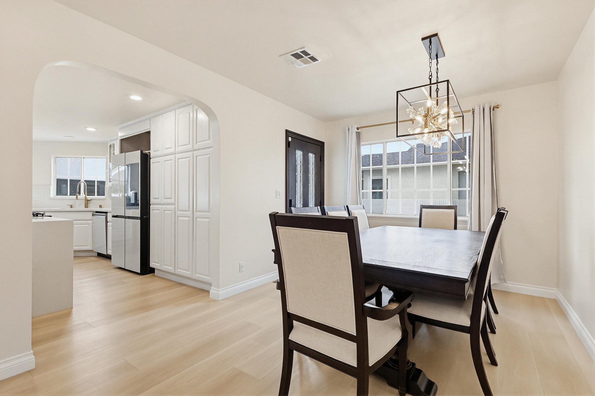 Virtual tour photo 14 of 85 for 9609 Orizaba Ave