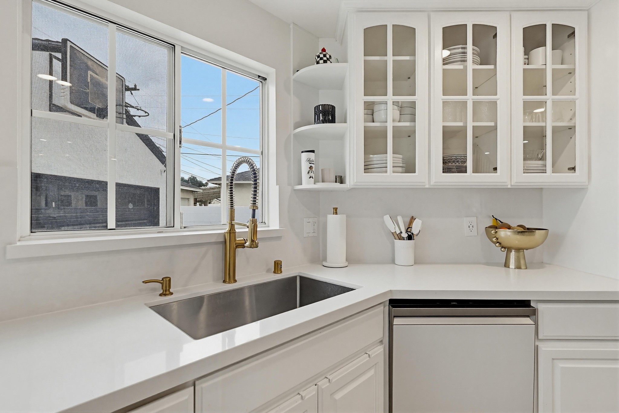 Virtual tour photo 21 of 85 for 9609 Orizaba Ave