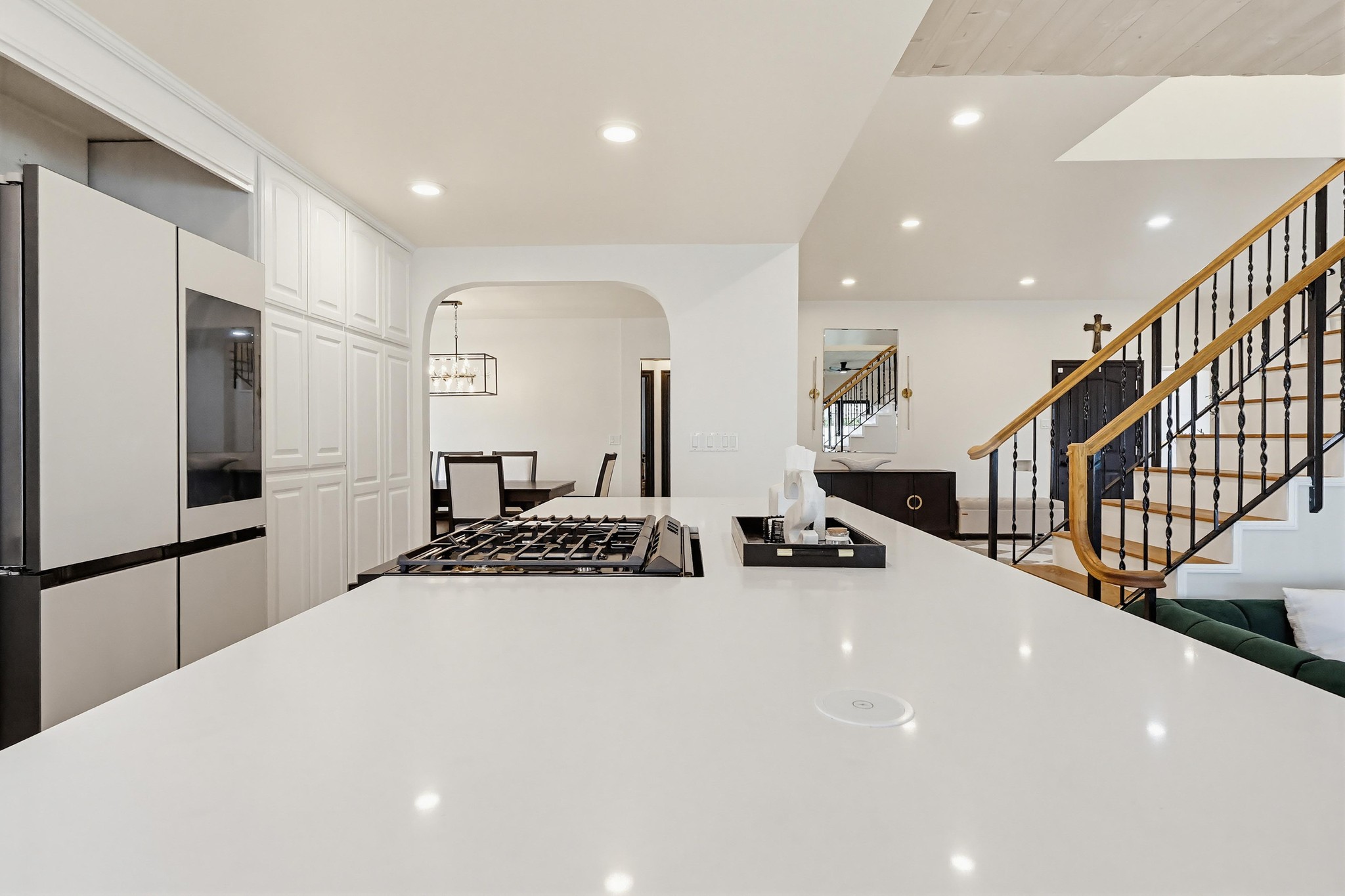 Virtual tour photo 22 of 85 for 9609 Orizaba Ave
