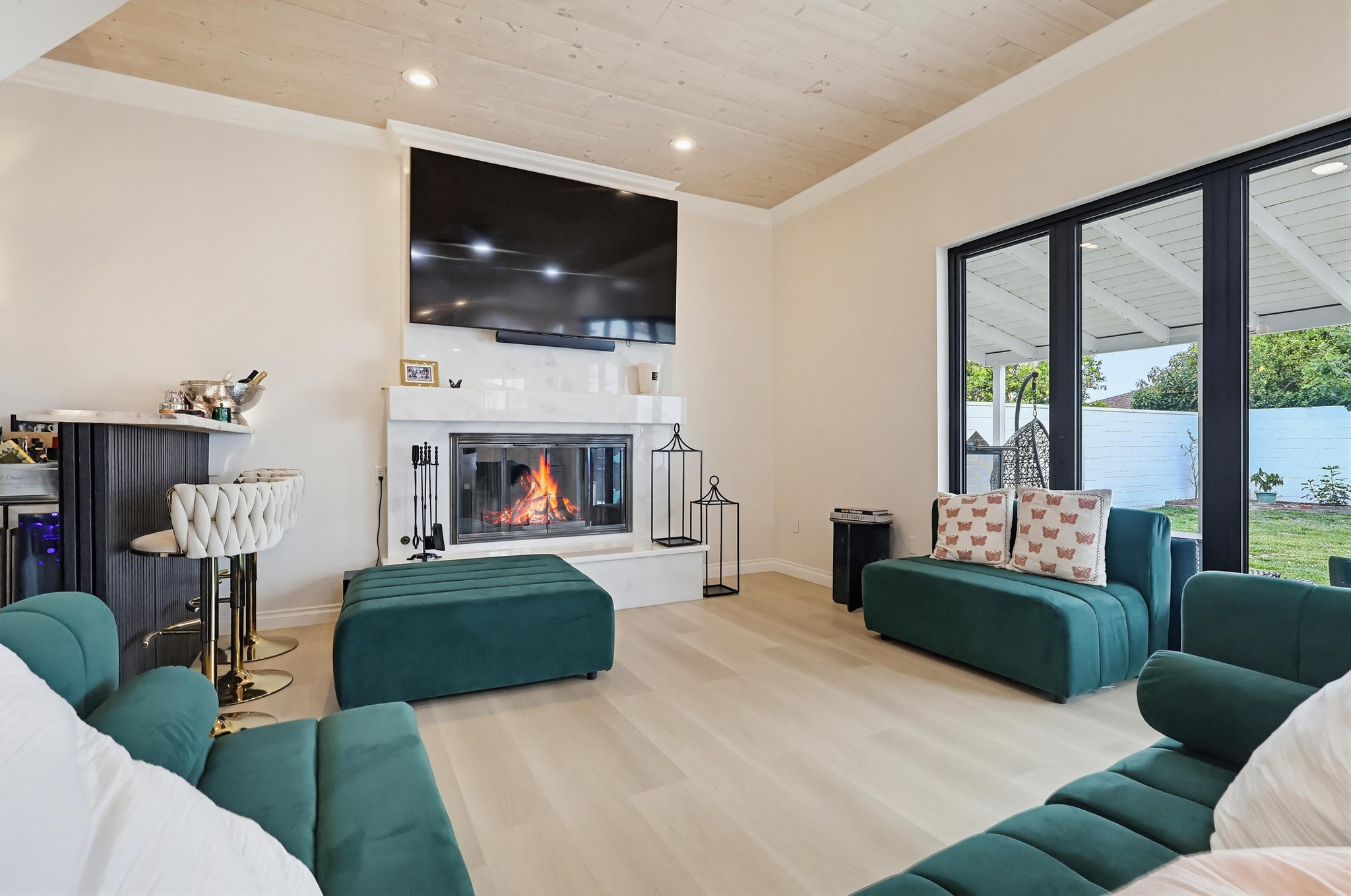 Virtual tour photo 28 of 85 for 9609 Orizaba Ave