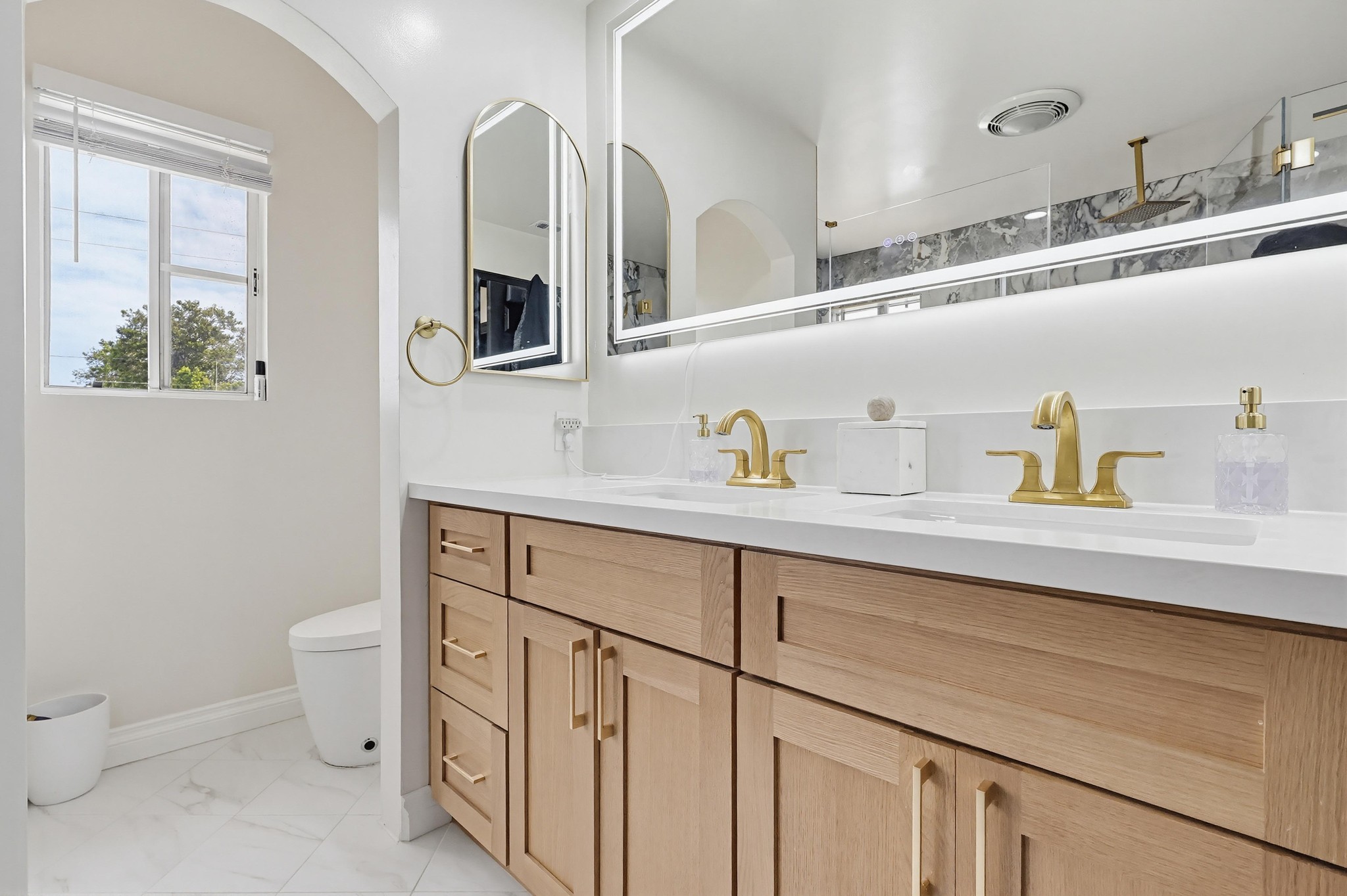 Virtual tour photo 52 of 85 for 9609 Orizaba Ave