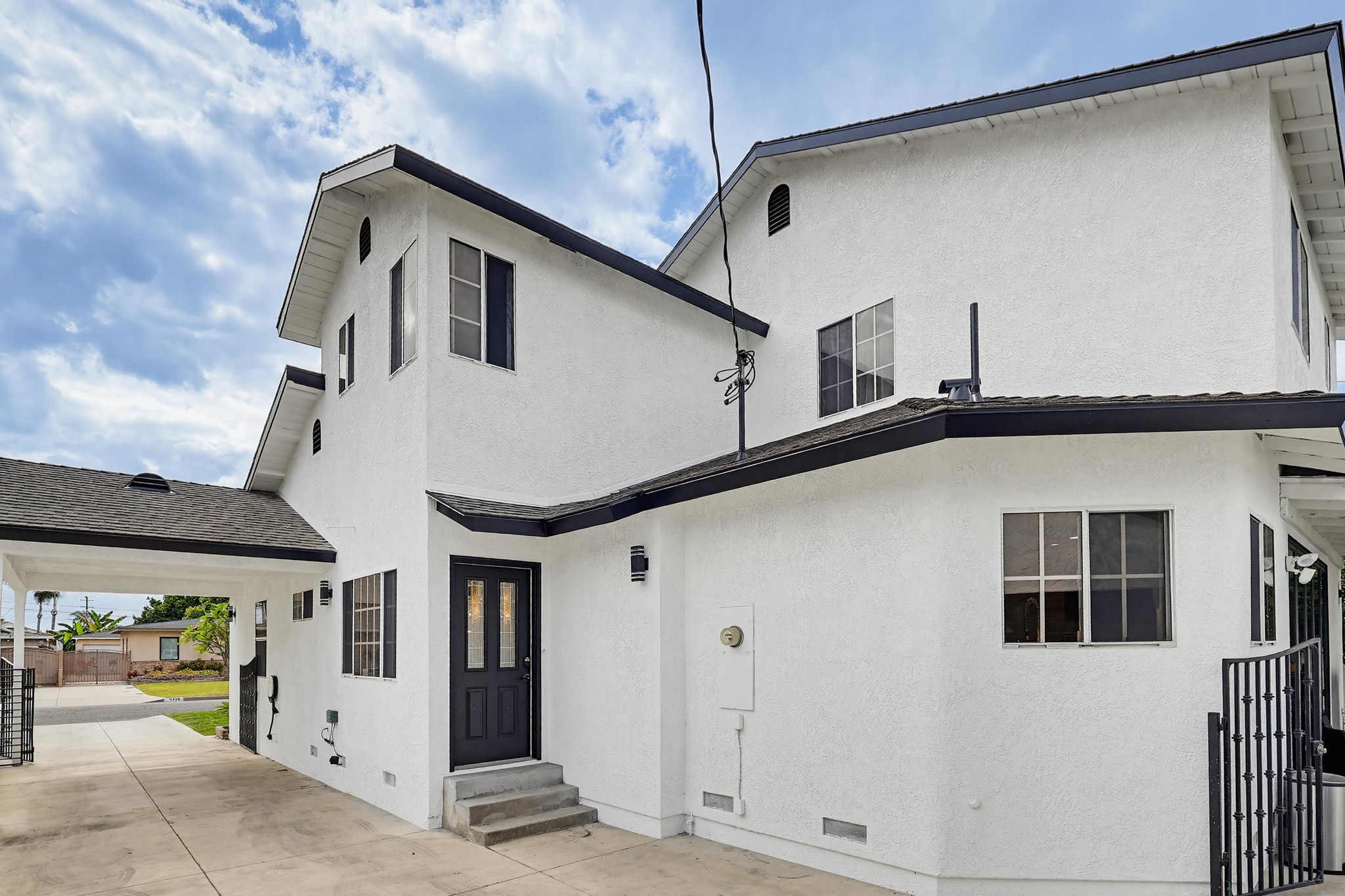 Virtual tour photo 71 of 85 for 9609 Orizaba Ave