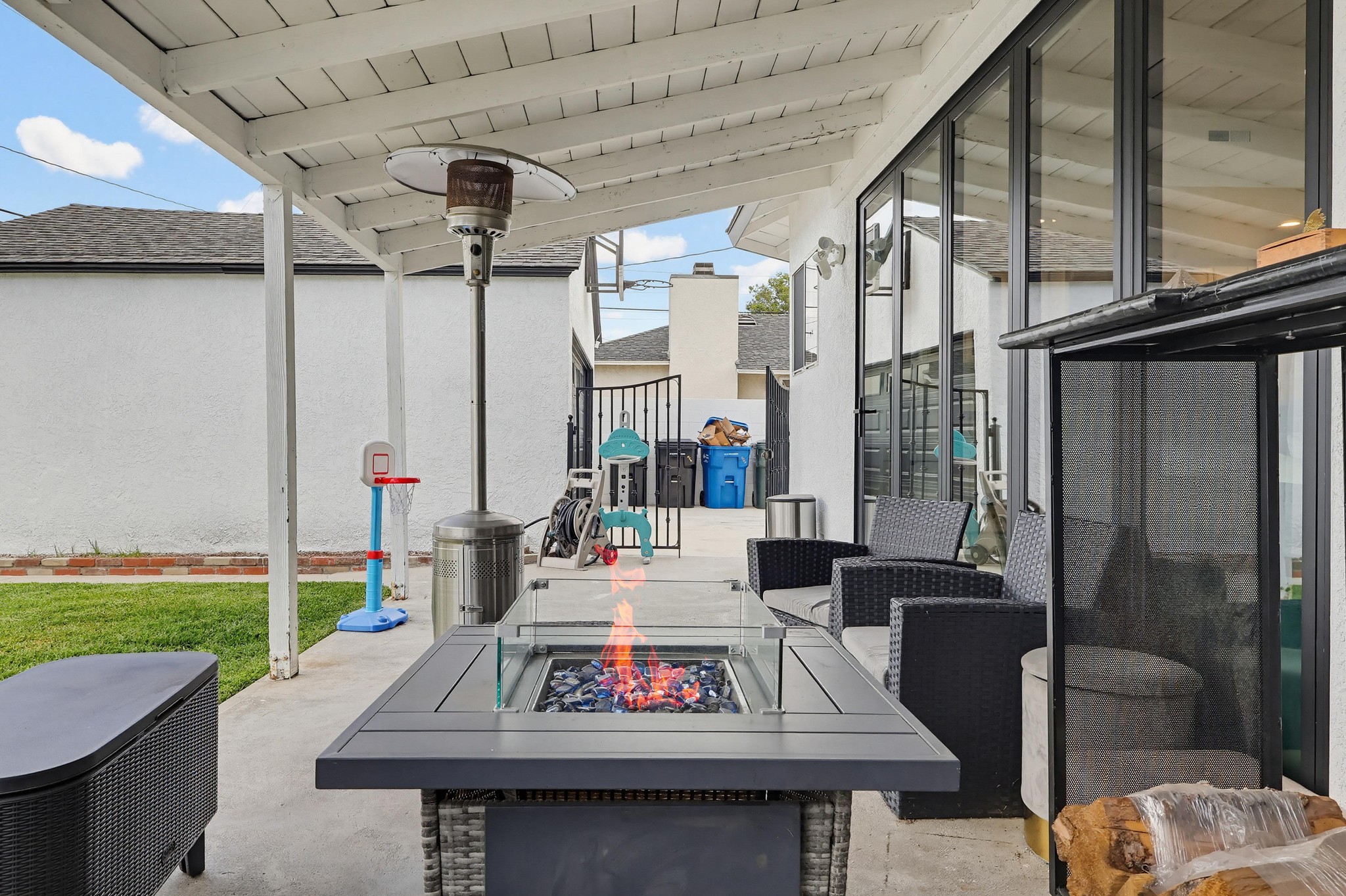 Virtual tour photo 77 of 85 for 9609 Orizaba Ave