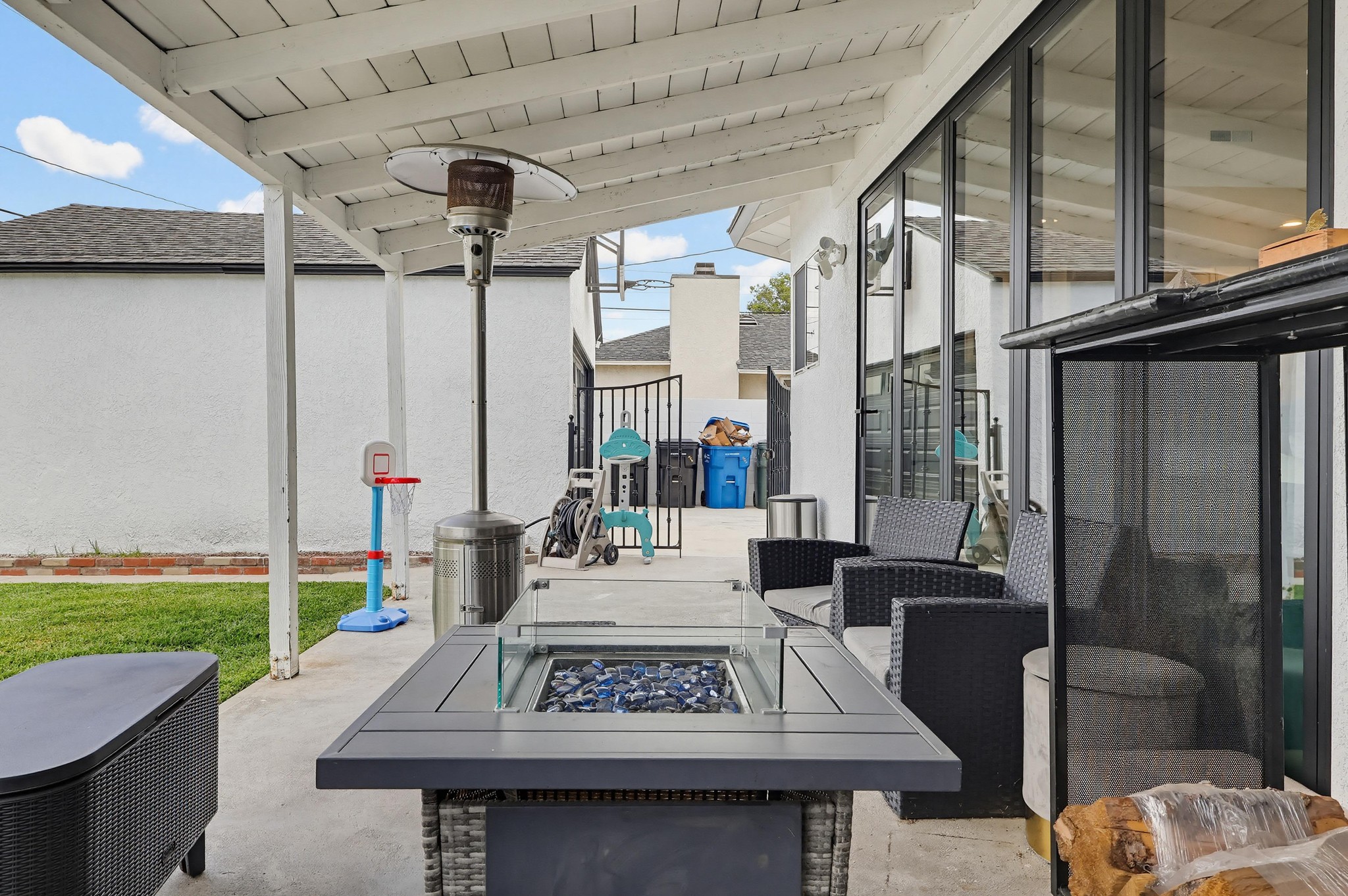 Virtual tour photo 78 of 85 for 9609 Orizaba Ave