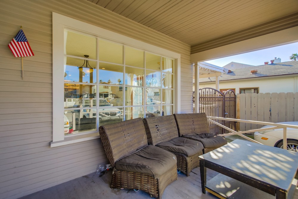 Virtual tour photo 8 of 73 for 961 Thomas Ave