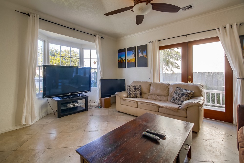 Virtual tour photo 11 of 73 for 961 Thomas Ave