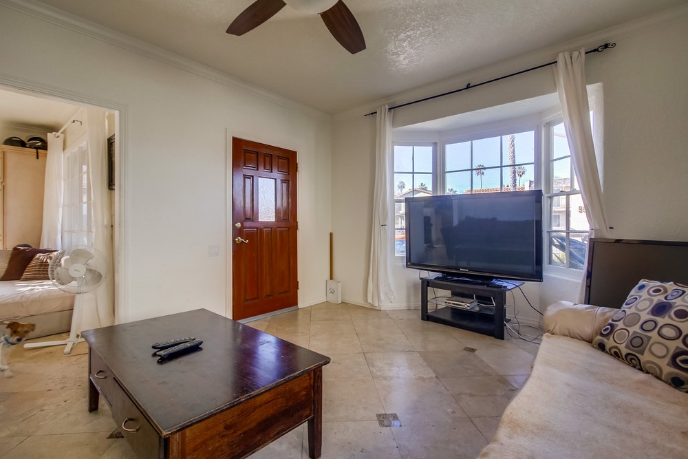 Virtual tour photo 12 of 73 for 961 Thomas Ave