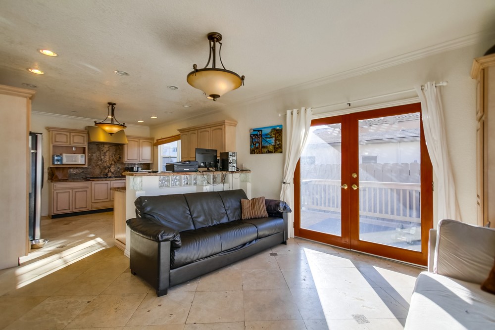 Virtual tour photo 14 of 73 for 961 Thomas Ave