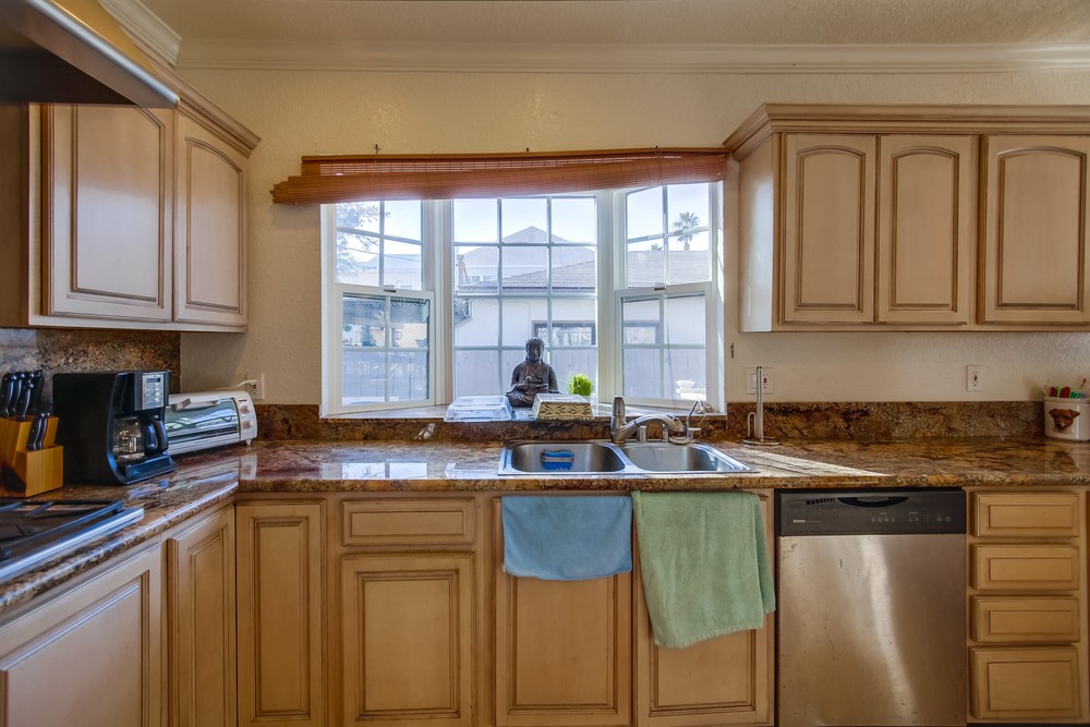 Virtual tour photo 16 of 73 for 961 Thomas Ave