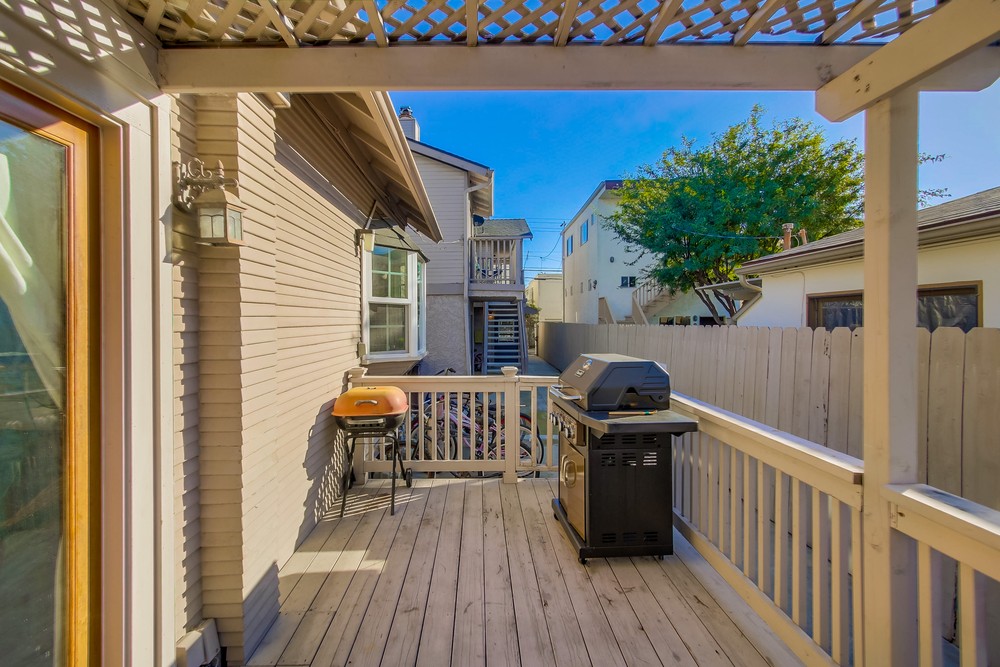 Virtual tour photo 20 of 73 for 961 Thomas Ave