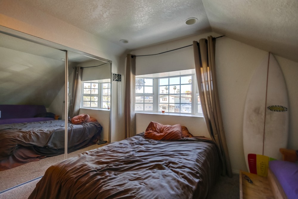 Virtual tour photo 34 of 73 for 961 Thomas Ave