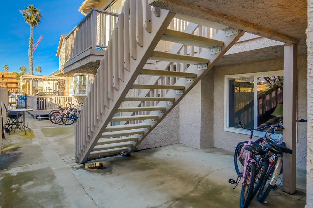 Virtual tour photo 46 of 73 for 961 Thomas Ave