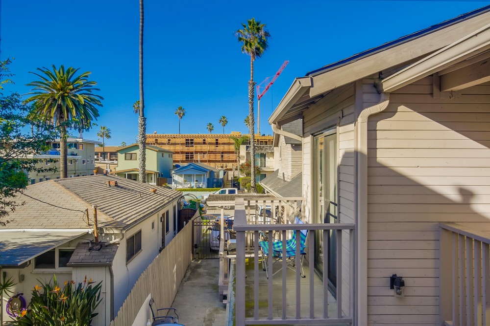 Virtual tour photo 48 of 73 for 961 Thomas Ave