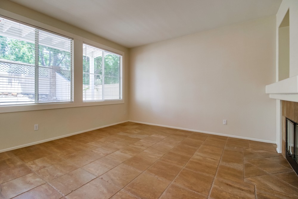 Virtual tour photo 6 of 46 for 9611 Stonecrest Blvd