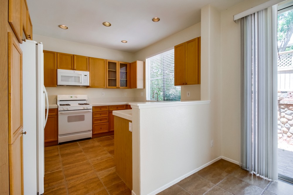 Virtual tour photo 11 of 46 for 9611 Stonecrest Blvd