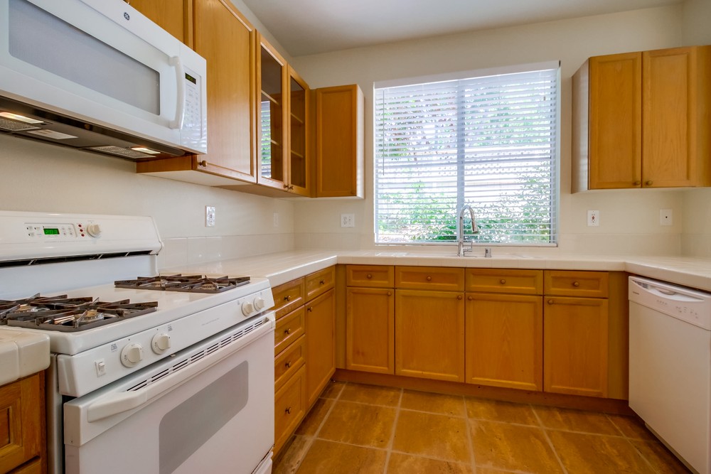 Virtual tour photo 14 of 46 for 9611 Stonecrest Blvd