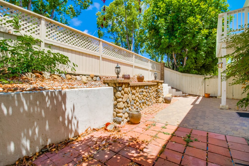 Virtual tour photo 41 of 46 for 9611 Stonecrest Blvd