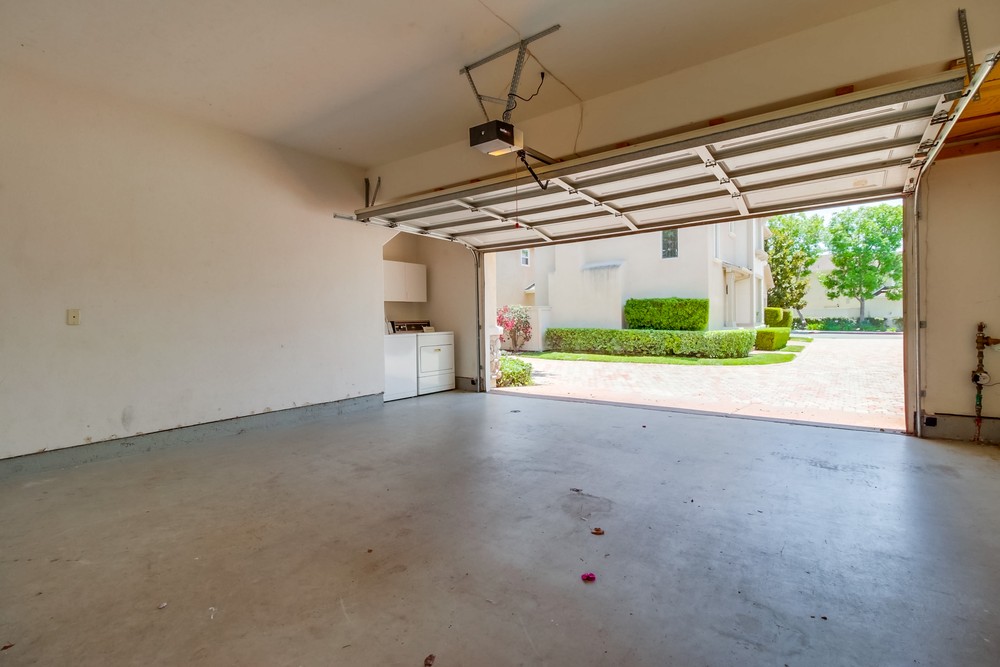Virtual tour photo 45 of 46 for 9611 Stonecrest Blvd