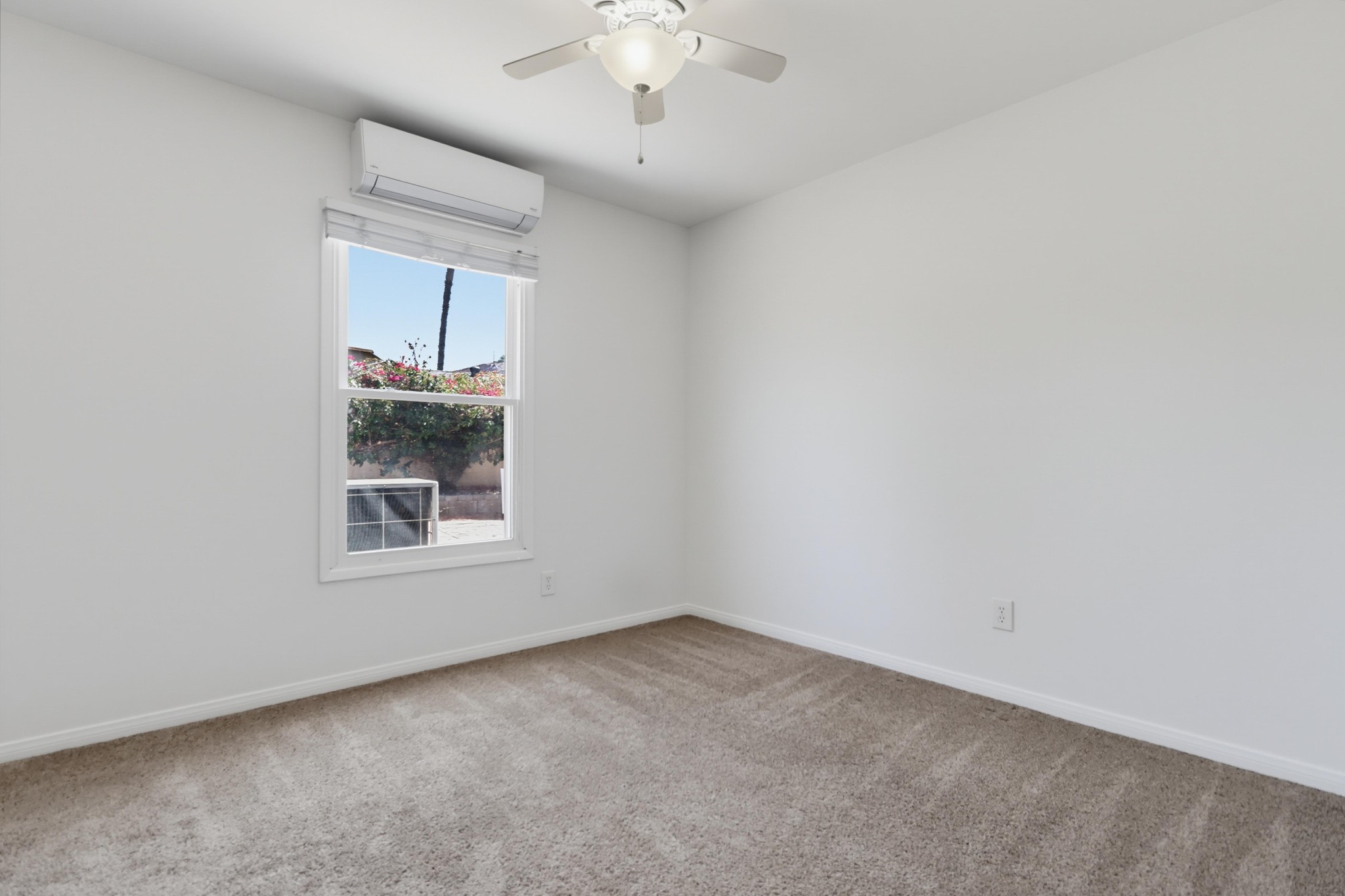 Virtual tour photo 24 of 51 for 962 Wilfred St