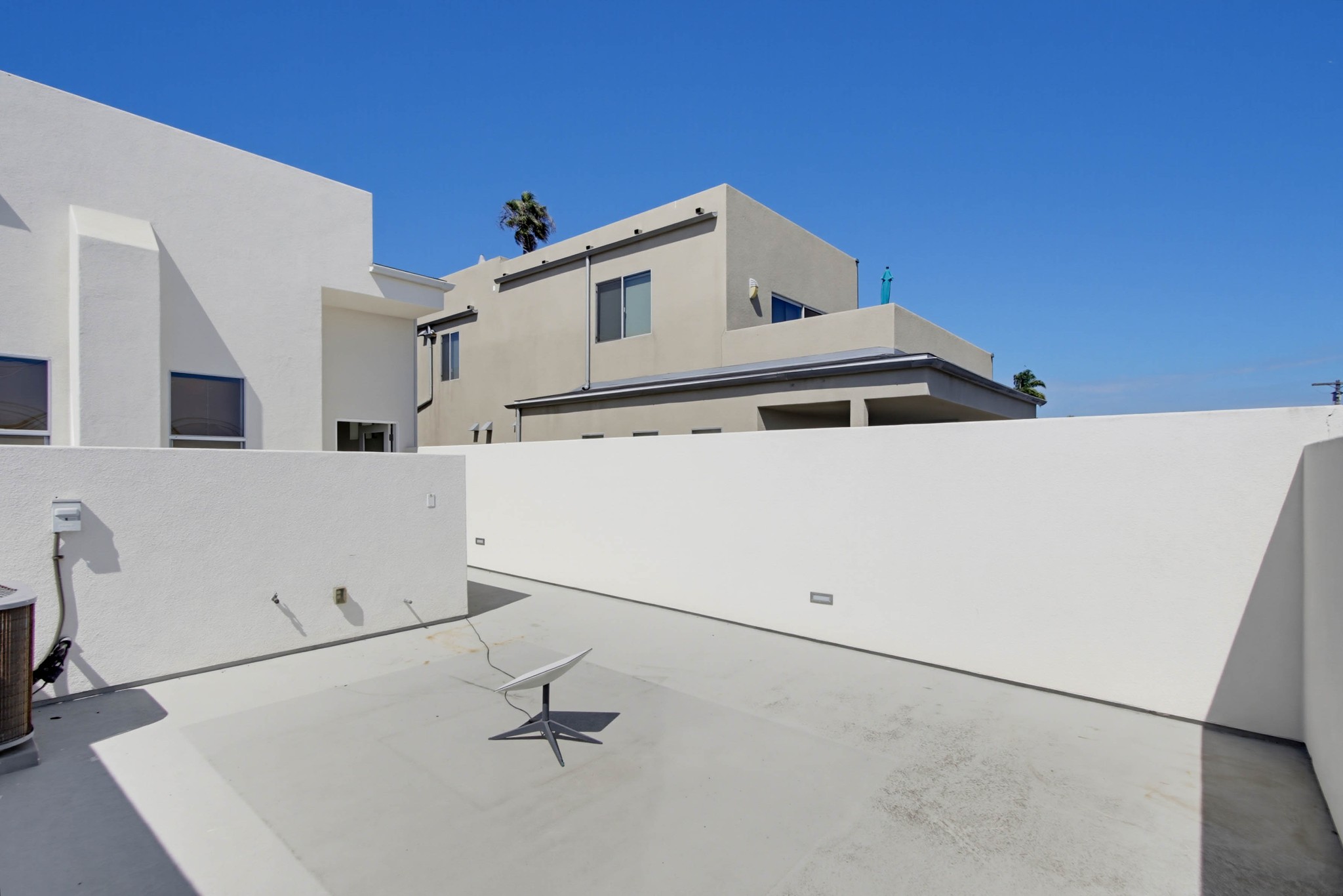 Virtual tour photo 69 of 114 for 963 Diamond St