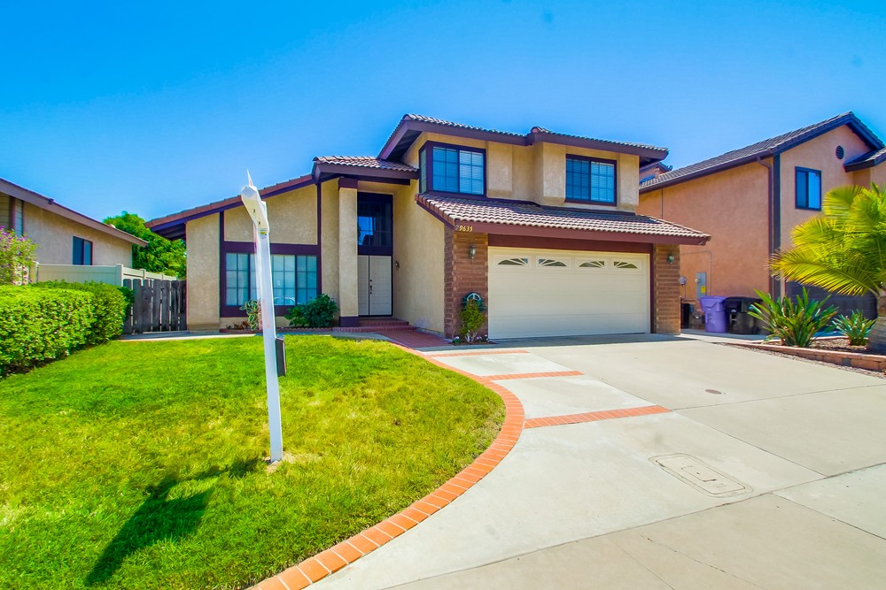 Virtual tour photo 3 of 61 for 9635 Graceland Way