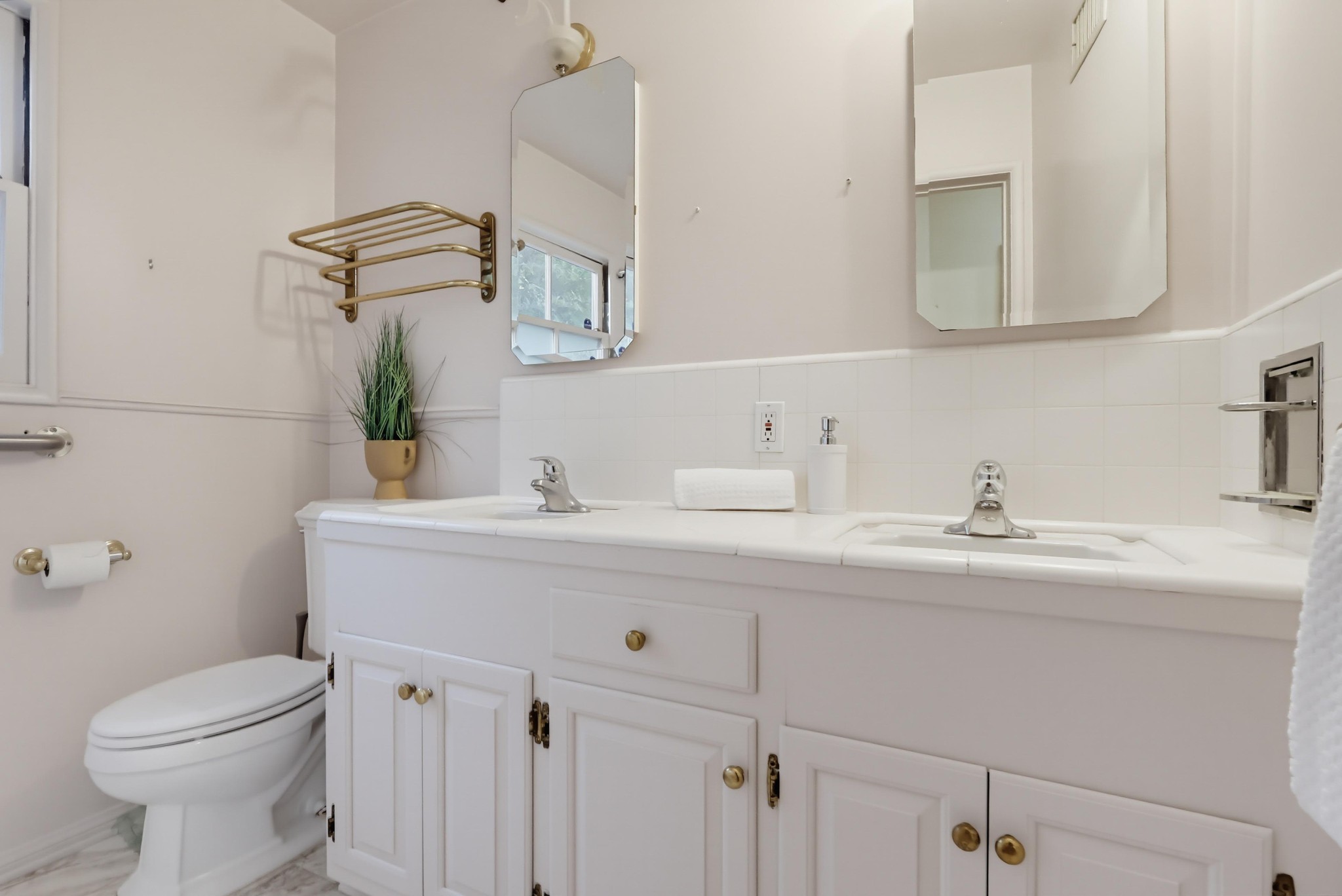 Virtual tour photo 52 of 119 for 9636 El Venado Dr
