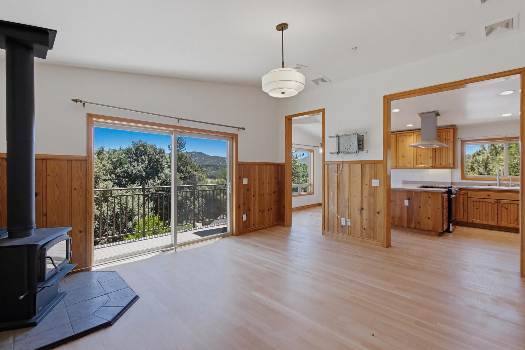 Virtual tour photo 10 of 56 for 9640 Oak Grove Dr