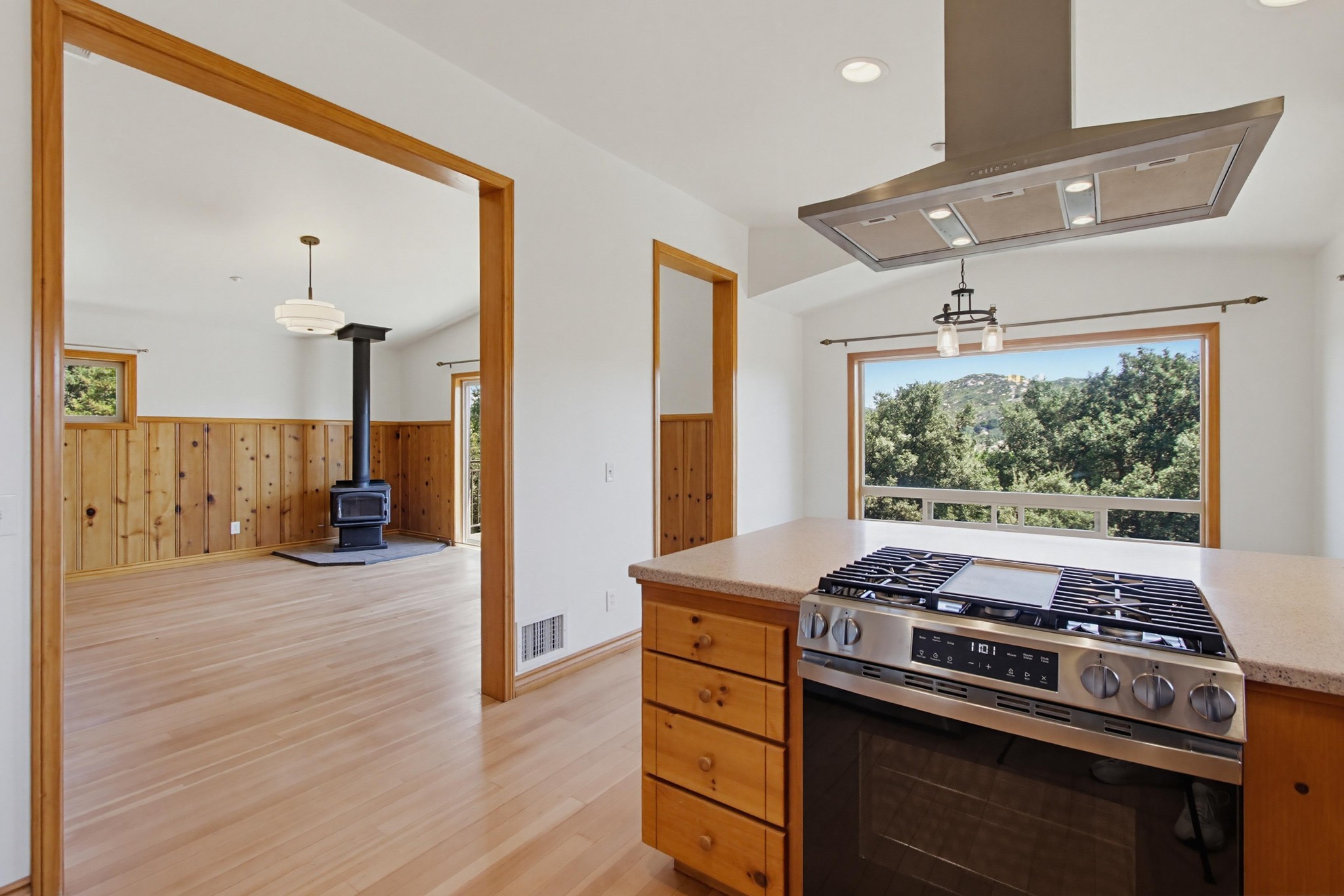 Virtual tour photo 22 of 56 for 9640 Oak Grove Dr