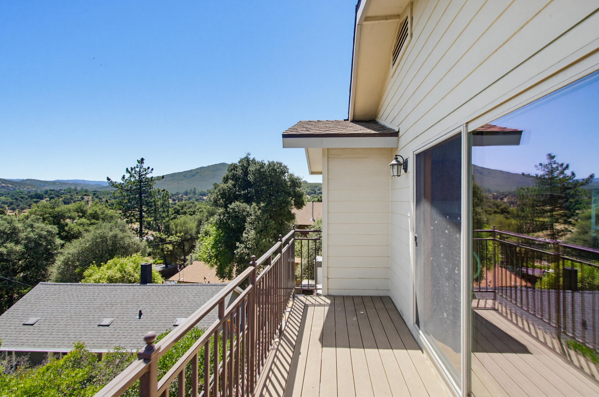 Virtual tour photo 28 of 56 for 9640 Oak Grove Dr