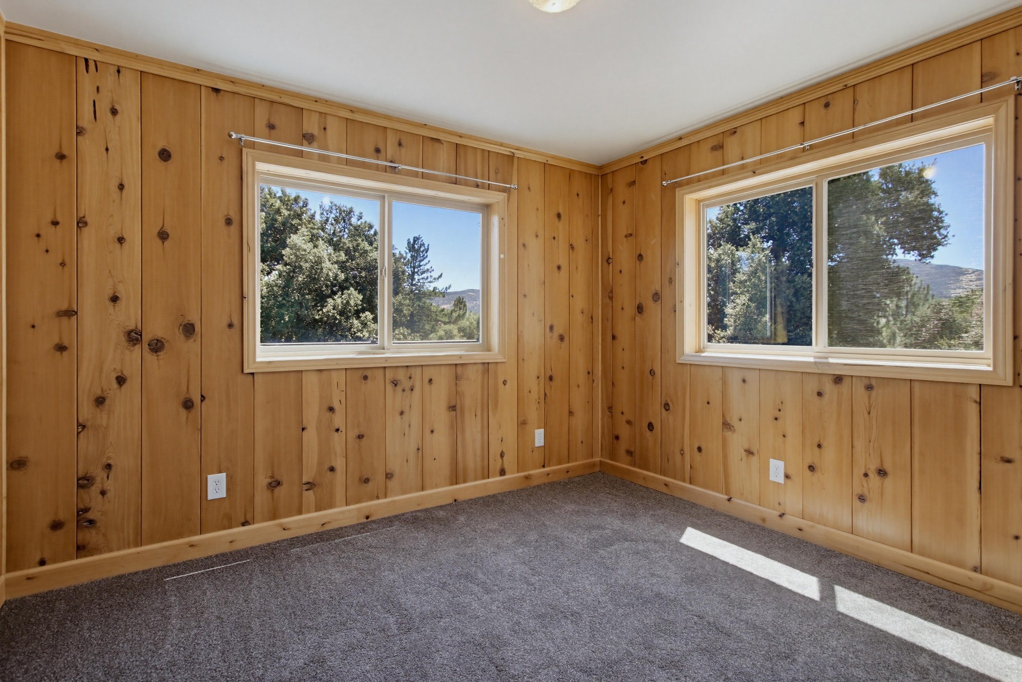 Virtual tour photo 45 of 56 for 9640 Oak Grove Dr