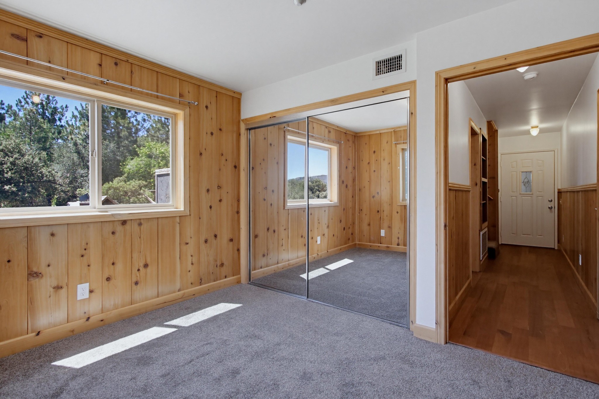 Virtual tour photo 46 of 56 for 9640 Oak Grove Dr