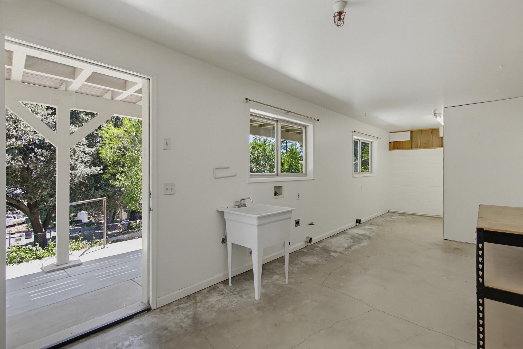 Virtual tour photo 50 of 56 for 9640 Oak Grove Dr