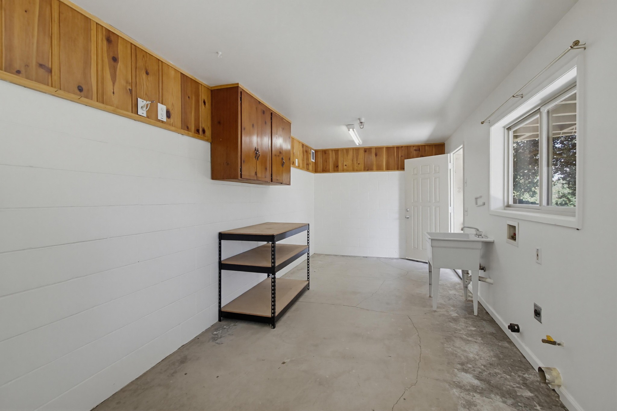 Virtual tour photo 51 of 56 for 9640 Oak Grove Dr