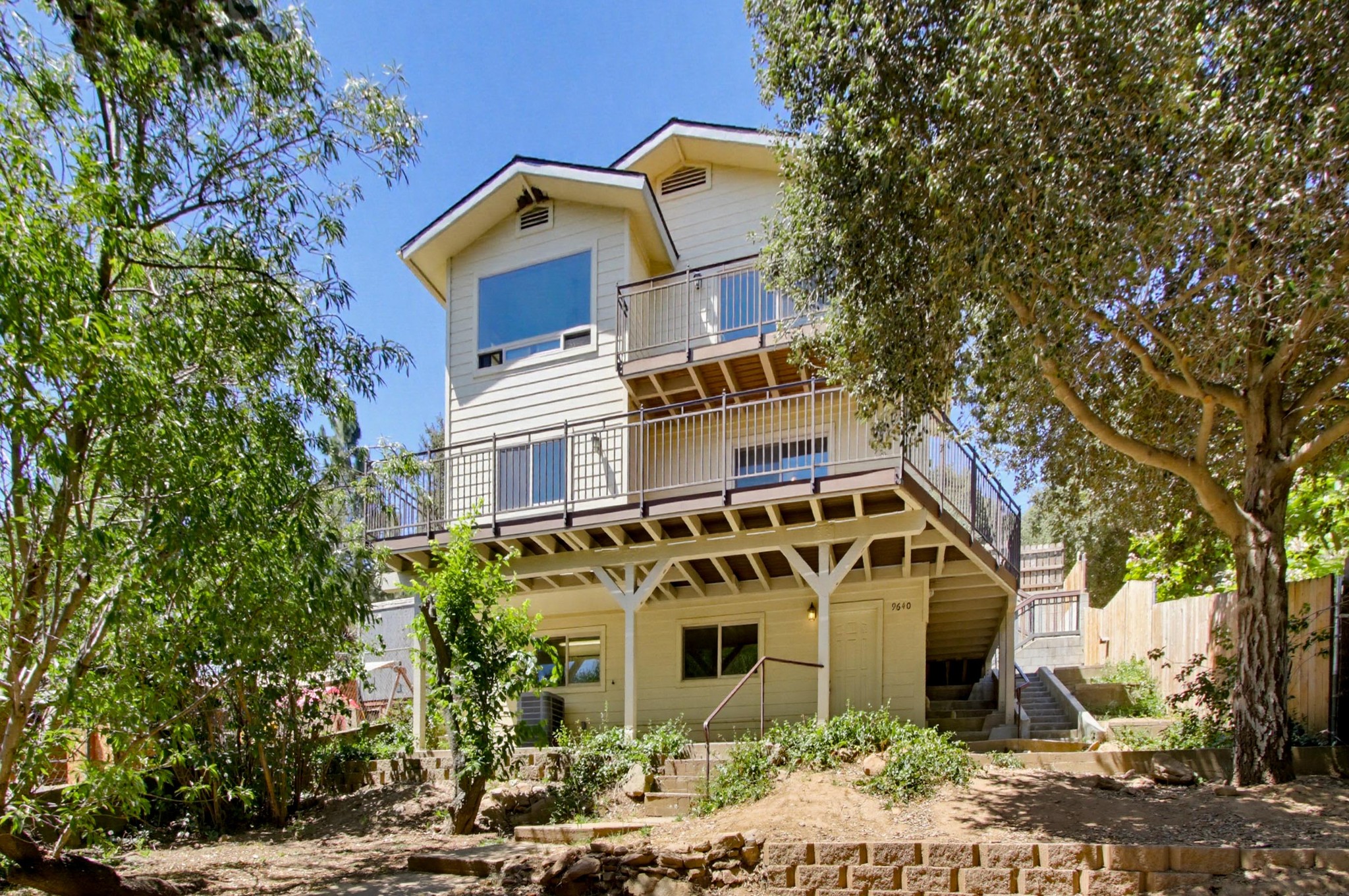 Virtual tour photo 53 of 56 for 9640 Oak Grove Dr