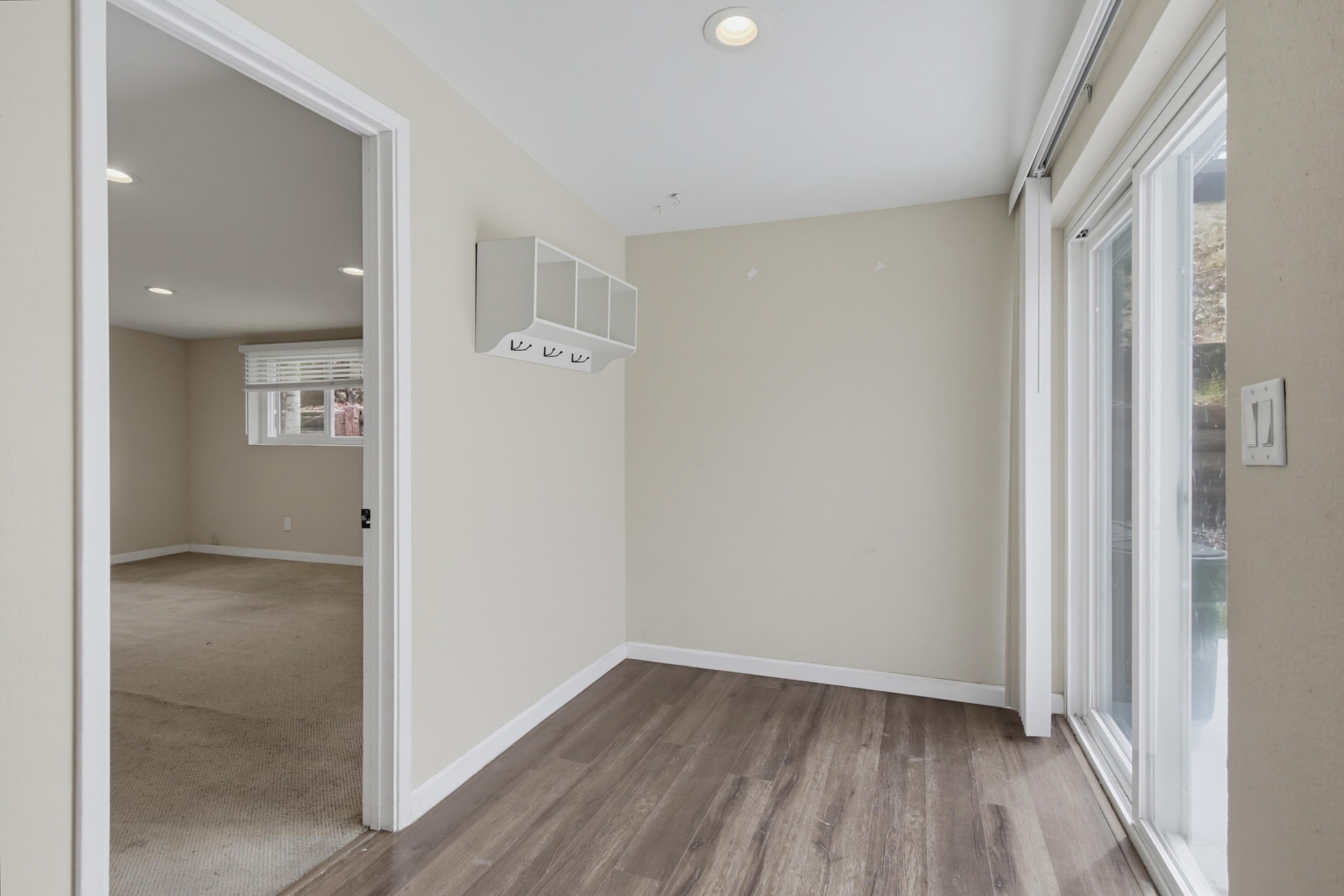 Virtual tour photo 14 of 44 for 9649 Halberns Blvd