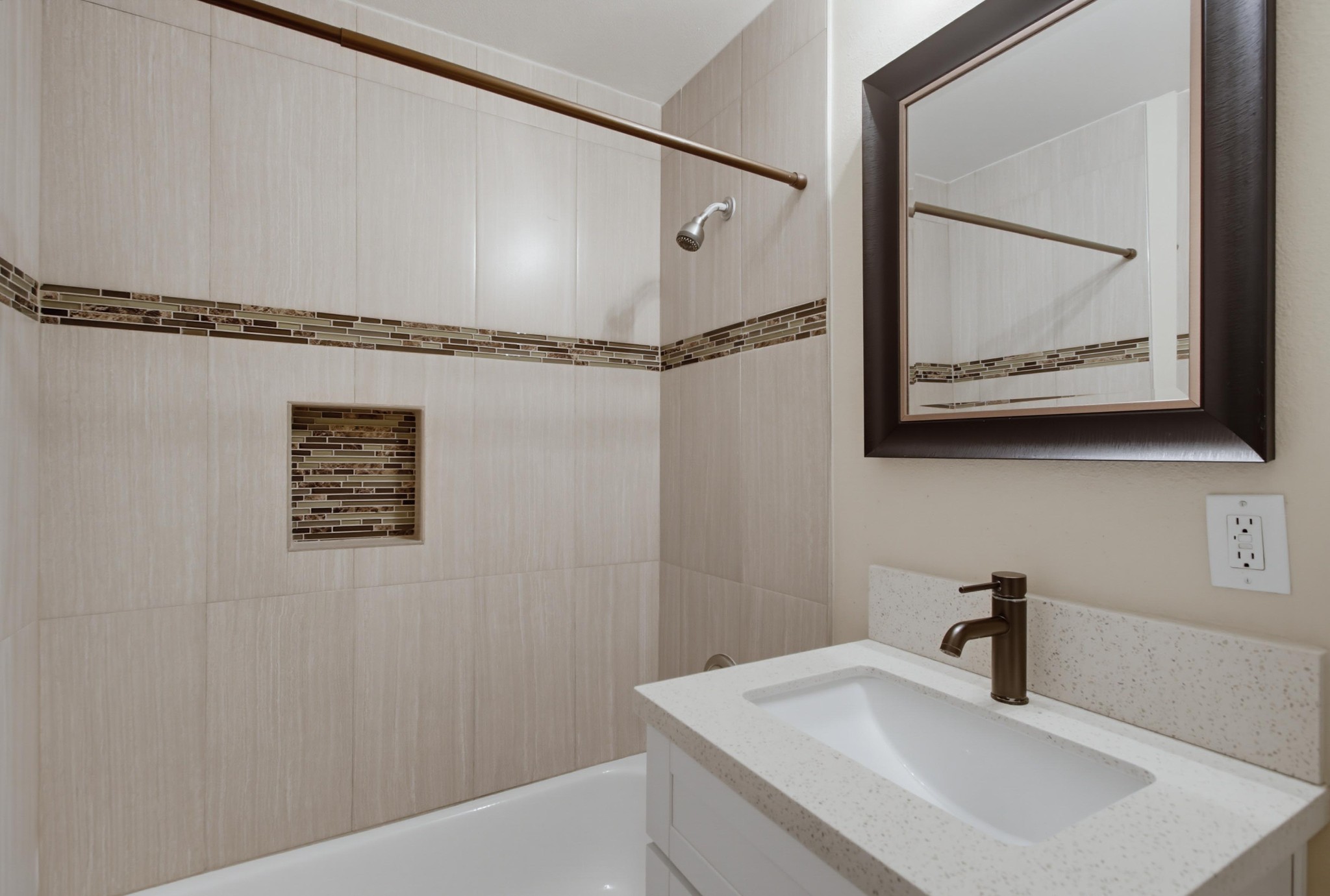 Virtual tour photo 18 of 44 for 9649 Halberns Blvd