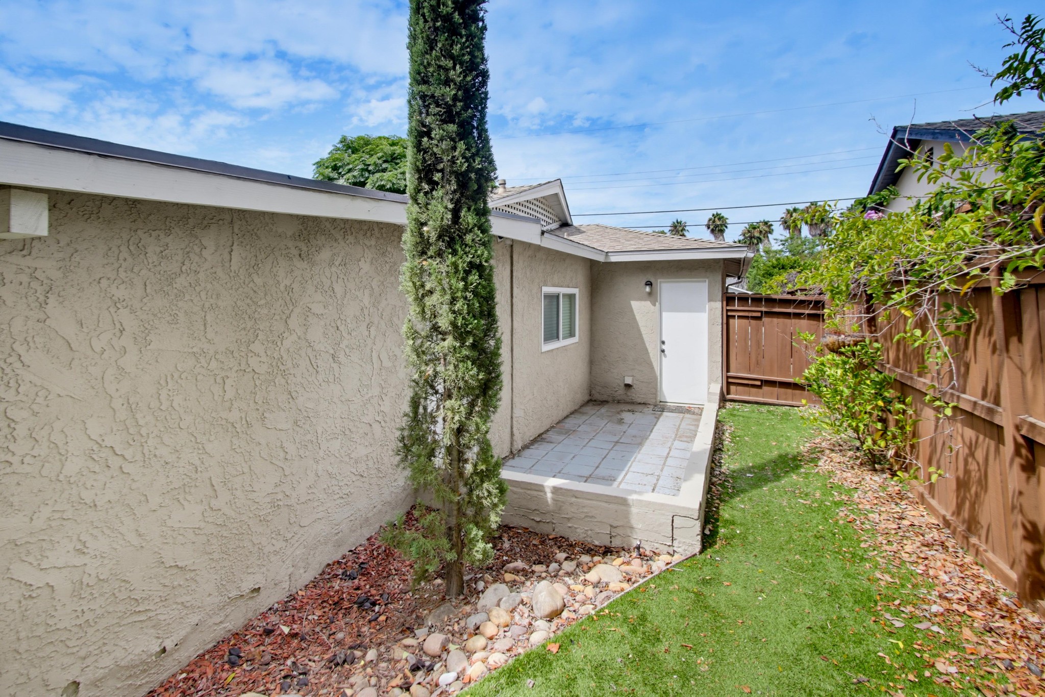 Virtual tour photo 36 of 44 for 9649 Halberns Blvd