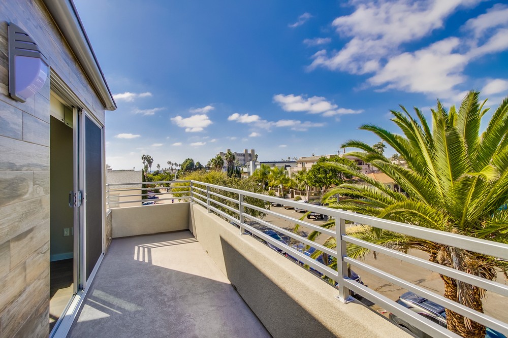 Virtual tour photo 24 of 53 for 965 Diamond Street