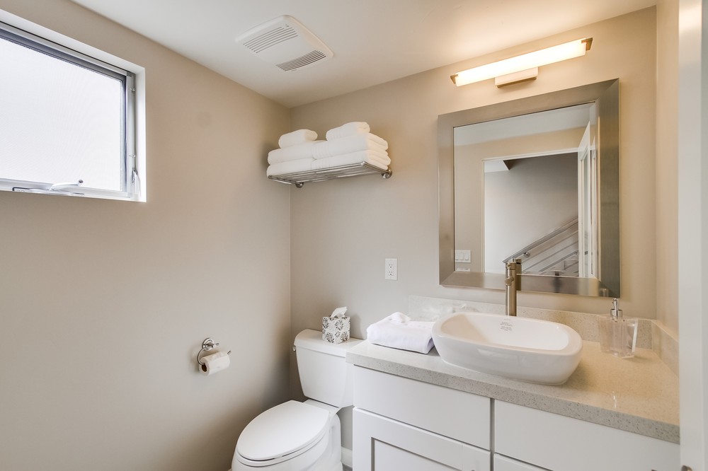 Virtual tour photo 37 of 53 for 965 Diamond Street